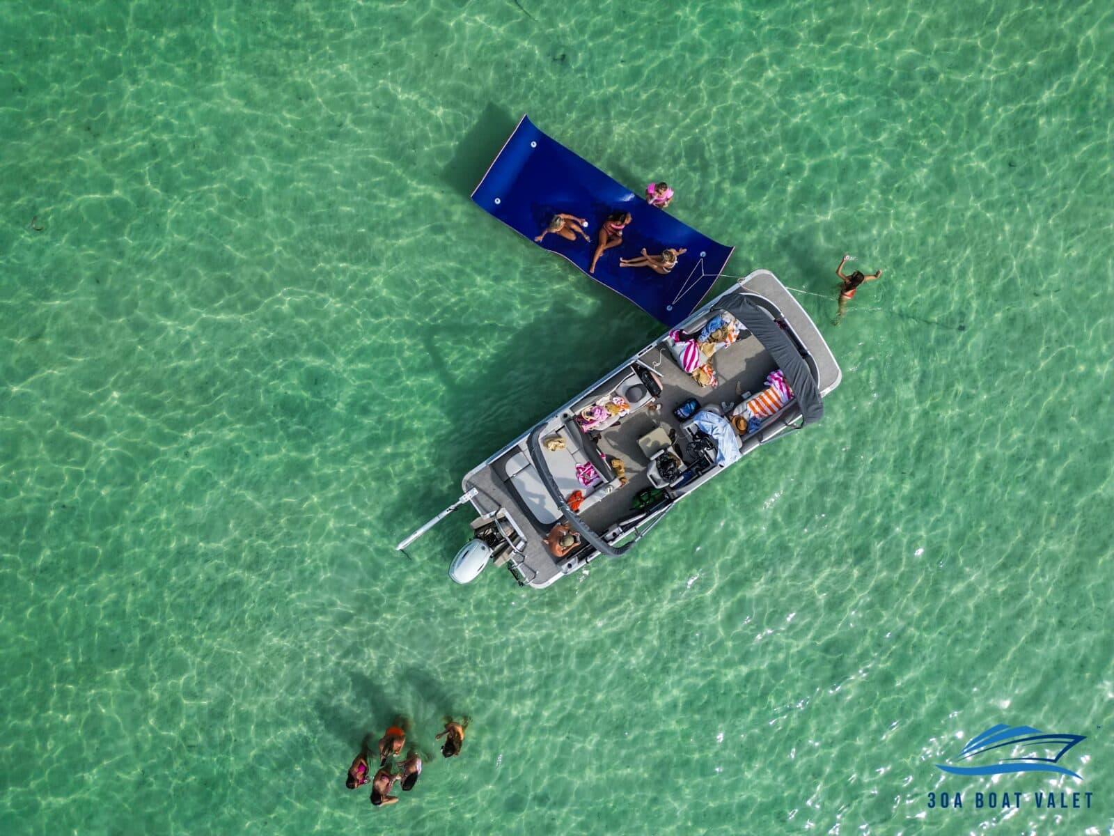 Overhead view of the pontoon and float pad